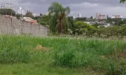 Terreno à venda no Country, Cascavel 