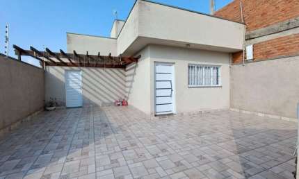 Vendo Casa região do Ouro Verde Cittá di Firenze R$ 430 mil Aceita Financiamento e FGTS