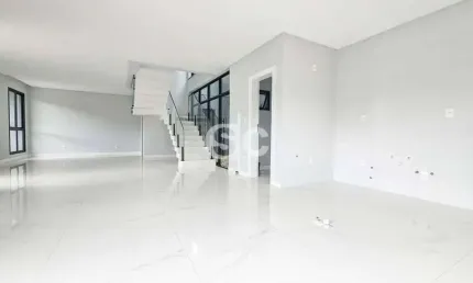 Casa com 3 quartos à venda no Rio Pequeno, Camboriú 
