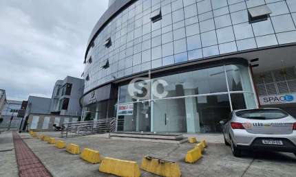 Sala Comercial no Lion Center – Oportunidade Imperdível!