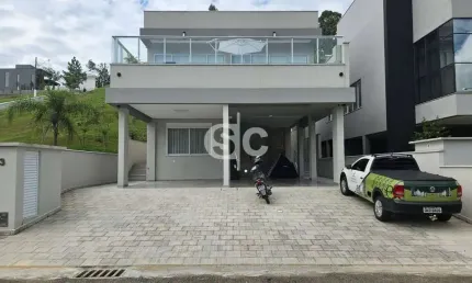 Casa com 3 quartos à venda no Centro, Camboriú 