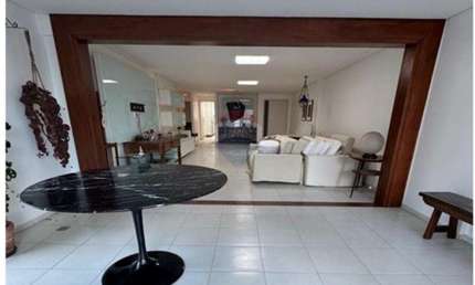 Apartamento com 3 quartos para alugar no Tambaú, João Pessoa 