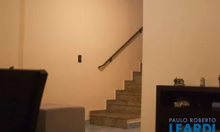 Casa com 3 quartos à venda na Rua Percílio Neto, Saúde, São Paulo