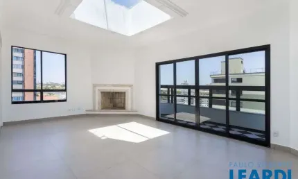 Apartamento com 4 quartos à venda na Avenida Jurucê, Indianópolis, São Paulo