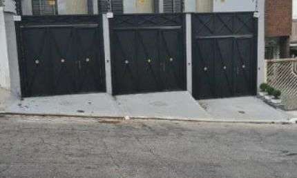 Casa com 3 quartos à venda na Rua Bertioga, Saúde, São Paulo