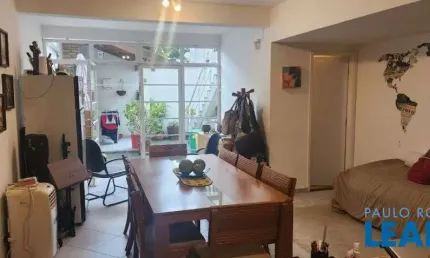 Casa com 3 quartos à venda na Rua Nilo Torres, Jardim Marajoara, São Paulo
