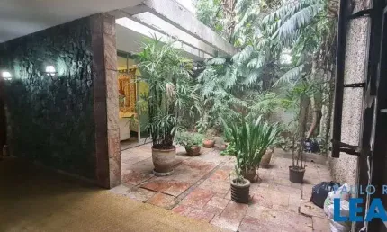 Casa com 3 quartos à venda na Avenida Indianópolis, Planalto Paulista, São Paulo