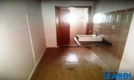 Casa com 3 quartos à venda na Rua Doutor Bacelar, Vila Clementino, São Paulo