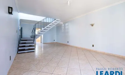 Casa com 3 quartos à venda na Avenida Ceci, Planalto Paulista, São Paulo