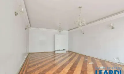 Casa com 3 quartos à venda na Rua Guarujá, Mirandópolis, São Paulo