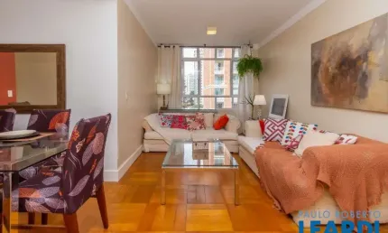 Apartamento com 3 quartos à venda na Rua Capote Valente, Pinheiros, São Paulo