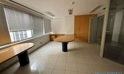 Sala comercial para alugar na Avenida Ipiranga, Centro, São Paulo