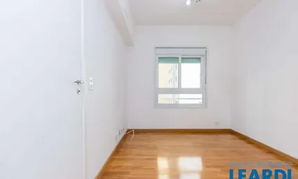 Apartamento com 2 quartos à venda na Avenida Jurema, Moema, São Paulo