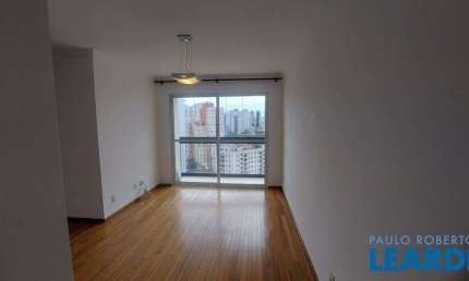 Apartamento com 3 quartos para alugar na Avenida Diederichsen, Vila Guarani, São Paulo