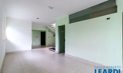 Casa com 1 quarto à venda na Avenida Indianópolis, Planalto Paulista, São Paulo