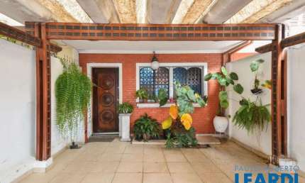 Casa com 2 quartos à venda na Rua Mantiqueira, Vila Mariana, São Paulo