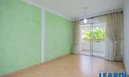 Apartamento com 2 quartos à venda na Rua Castro Alves, Aclimação, São Paulo