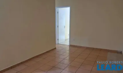Casa comercial para alugar na Rua Doutor Zuquim, Santana, São Paulo