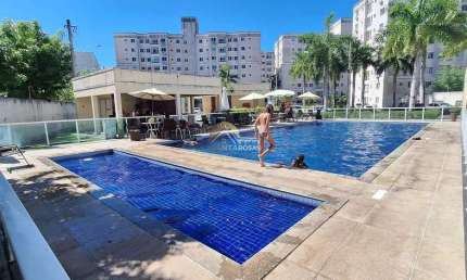 Apartamento com 2 quartos para alugar no Buraquinho, Lauro de Freitas , 56 m2 por R$ 1.500
