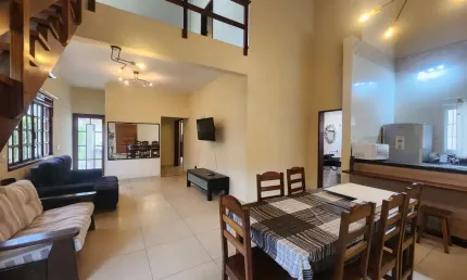 Casa em condomínio fechado com 3 quartos à venda na Rua Não Informada, Horto Florestal, Ubatuba, 280 m2 por R$ 1.300.000