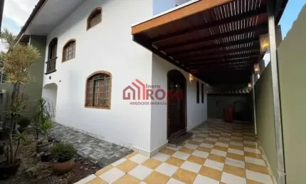 Casa com 3 quartos à venda na Rua Piauí, Umuarama, Ubatuba, 150 m2 por R$ 780.000