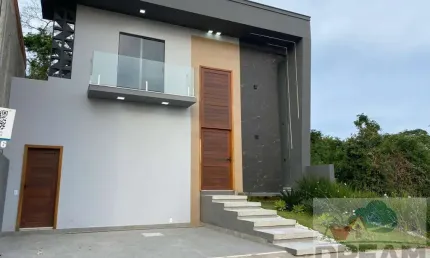 Casa para Venda em Macaé, Lagoa, 3 dormitórios, 3 suítes, 4 banheiros, 2 vagas