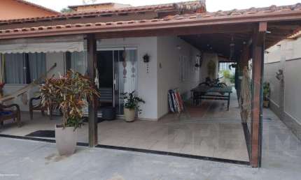 Casa para Venda em Rio das Ostras, Novo Rio das Ostras, 3 dormitórios, 1 suíte, 2 banheiros, 1 vaga
