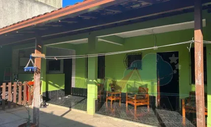 Casa para Venda em Rio das Ostras, Loteamento Extensão do Serramar, 2 dormitórios, 1 banheiro, 2 vagas