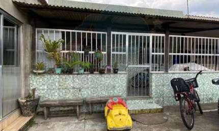 Casa para Venda em Rio das Ostras, Jardim Marilea, 2 dormitórios, 1 suíte, 2 banheiros, 1 vaga