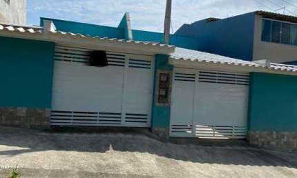 Casa para Venda em Rio das Ostras, Maria Turri, 3 dormitórios, 1 suíte, 2 banheiros, 1 vaga