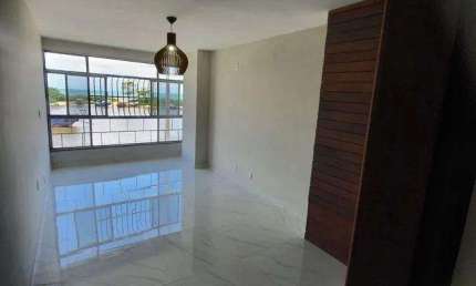 Apartamento para Venda em Macaé, Centro, 3 dormitórios, 1 suíte, 2 banheiros