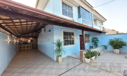 Casa para Venda em Rio das Ostras, Jardim Marilea, 3 dormitórios, 2 suítes, 3 banheiros, 3 vagas