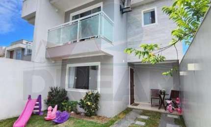 Triplex para Venda em Rio das Ostras, Residencial Rio das Ostras, 2 dormitórios, 2 suítes, 3 banheiros, 1 vaga
