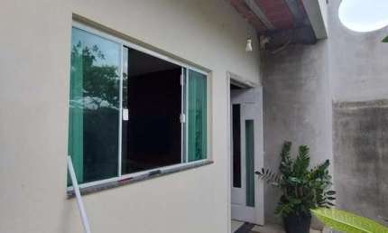 Casa para Venda em Macaé, Virgem Santa, 3 dormitórios, 1 suíte, 2 banheiros, 2 vagas