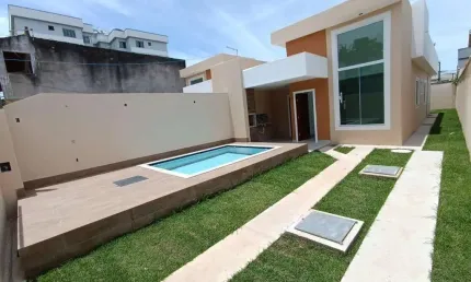 Casa para Venda em Rio das Ostras, Village Rio das Ostras, 3 dormitórios, 1 suíte, 2 banheiros, 1 vaga