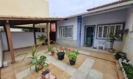 Casa para Venda em Rio das Ostras, Jardim Bela Vista, 2 dormitórios, 1 suíte, 3 banheiros, 1 vaga