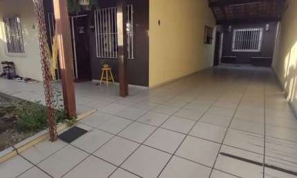 Casa para Venda em Rio das Ostras, Jardim Marilea, 3 dormitórios, 1 suíte, 3 banheiros, 2 vagas