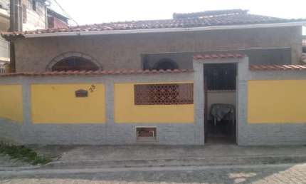 Casa para Venda em Rio das Ostras, Liberdade, 3 dormitórios, 1 suíte, 2 banheiros, 1 vaga