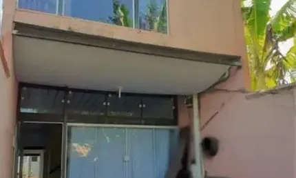 Casa para Venda em Macaé, Lagoa, 2 dormitórios, 2 suítes, 3 banheiros, 1 vaga