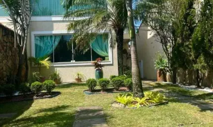 Casa para Venda em Rio das Ostras, Recreio, 3 dormitórios, 2 suítes, 3 banheiros, 1 vaga