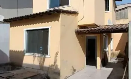 Casa para Venda em Rio das Ostras, Village Rio das Ostras, 3 dormitórios, 1 suíte, 2 banheiros, 1 vaga