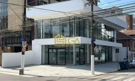 Loja na Av. Ana Costa para locação - Gonzaga - Santos