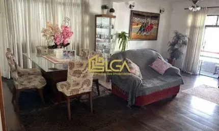 Casa Sobreposta Alta a venda no Bairro do Embaré – Santos/SP