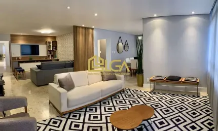 Apartamento Alto Padrão à Venda – 233m², um por andar, porteira fechada