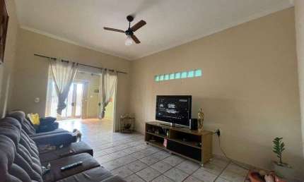 Casa para venda 80 m² 3 quartos Jardim Diva Tarla Carvalho