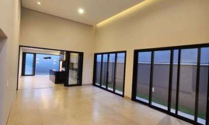 Linda casa térrea Quinta dos Ventos 208 m² 3 suites completas
