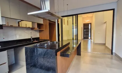 Casa térrea maravilhosa 3 suites completas em armários