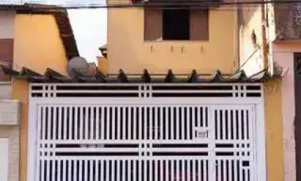 Casa com 158 m² 3 dormitorios e 2 banheiros 2 vagsas de gargens