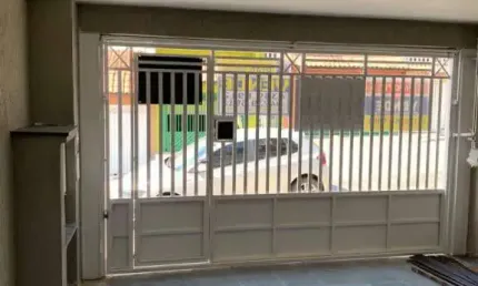 Sobrado 150 m² 3 domritorios sendo 1 suite 2 vagas de garagens