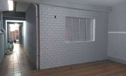 Casa Terrea com quintal 99 metros 2 Dormitorios e 2 Vagas de Garagens